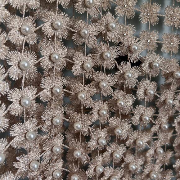 SAACHI Floral Shell Pearl Capelet - Picture 5 of 8